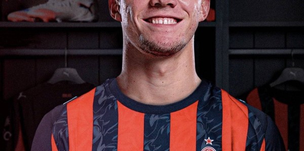 霍伊伦德已同意转会，曼联接近与米兰达成协议！只差买断金额需谈判