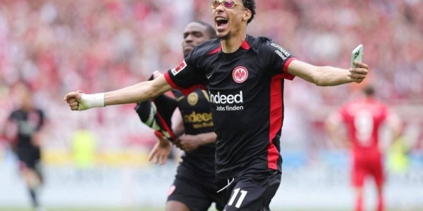 5前锋卖3.83亿，德甲第一黑店！利物浦花费9500万，会当冤大头吗