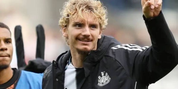 双输买卖？伊萨克1.45亿加盟利物浦无战功，纽卡买入几人也很一般