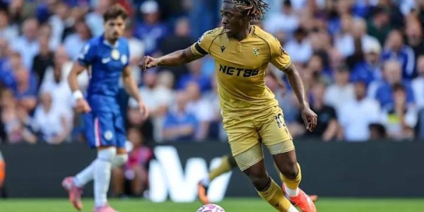 阿森纳压哨截胡埃泽，北伦敦德比再添新剧情