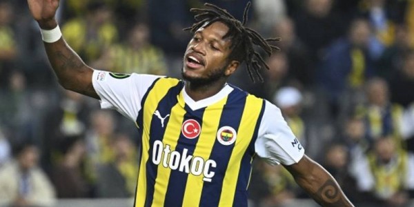 多赢一轮进欧冠！曼联弃将双双进球，穆里尼奥澄清欧冠的理念